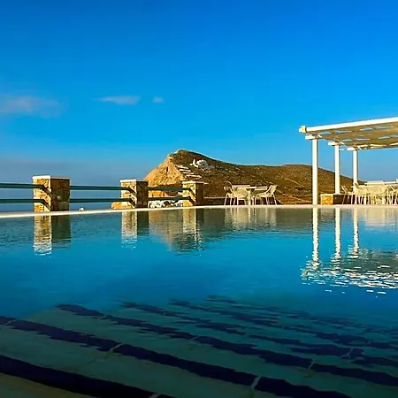 Aeri Karavostasis (Folegandros)