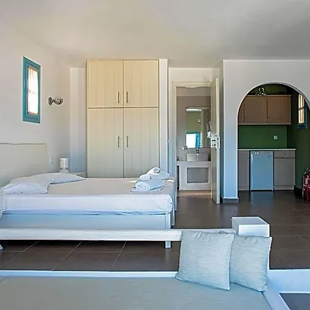 Aeri Hotel 3*