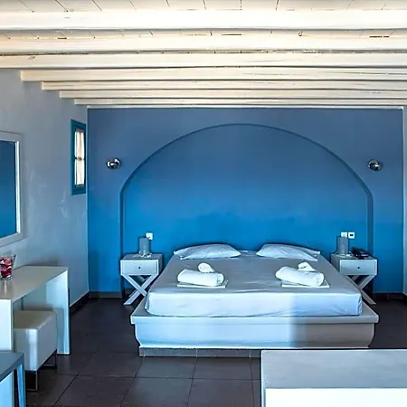 Aeri 3* Karavostasis (Folegandros)