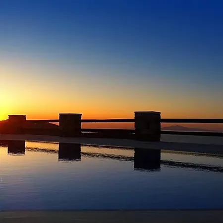 Hotel Aeri Karavostasis (Folegandros)